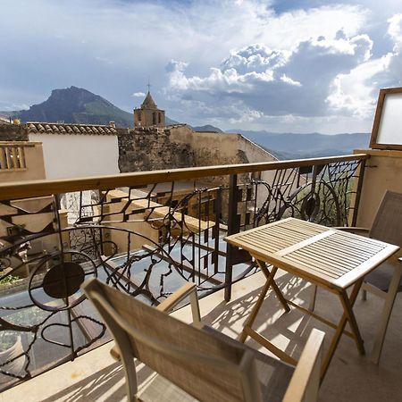 Hotel Poeta Jorge Manrique Segura de la Sierra Dış mekan fotoğraf